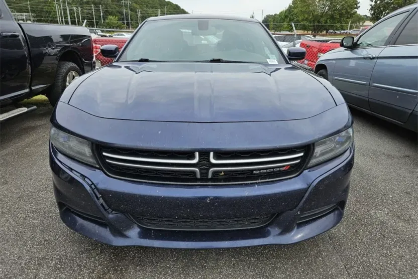 2015 Dodge Charger SE photo 1