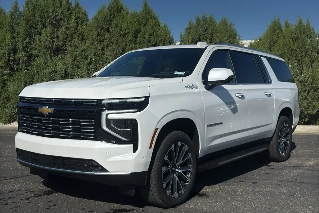 2025 Chevrolet Suburban High Country photo 1