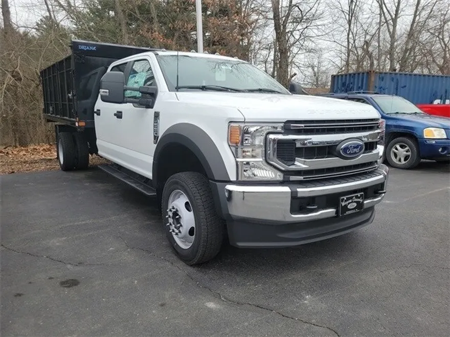 2022 Ford F-550 photo 1