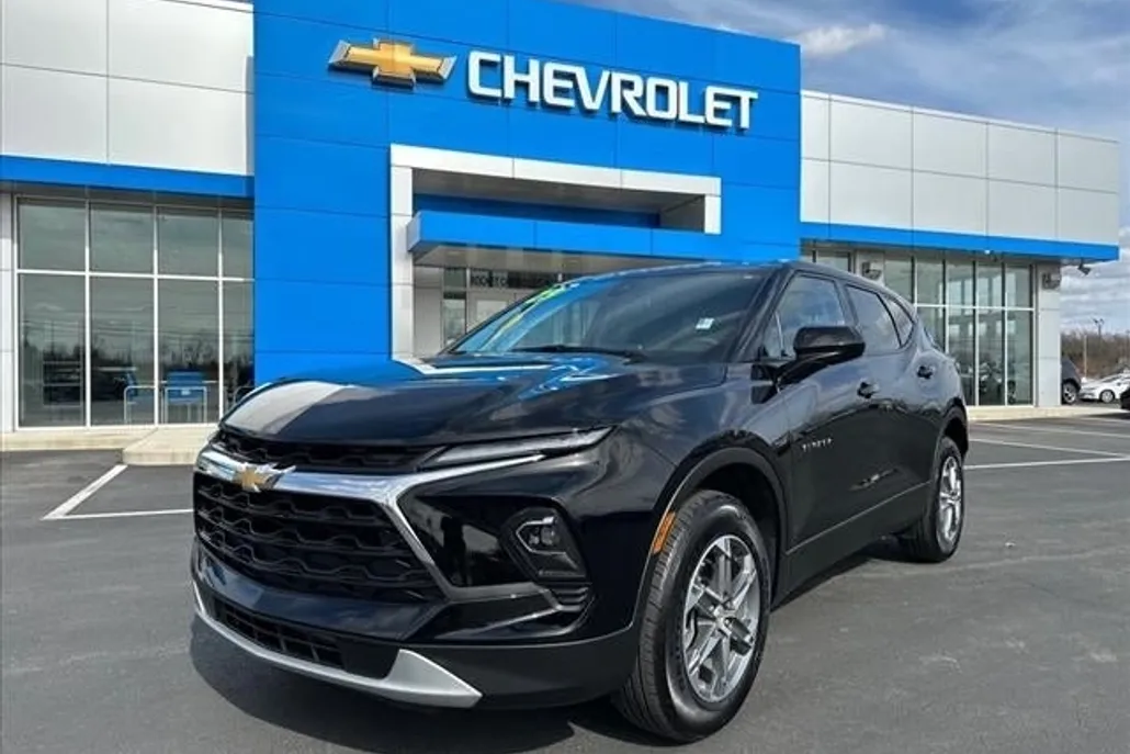 2023 Chevrolet Blazer 2LT photo 1