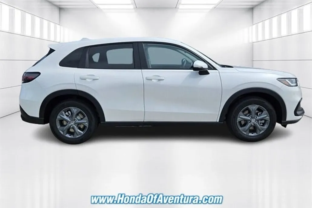2026 Honda HR-V 2WD LX photo 1