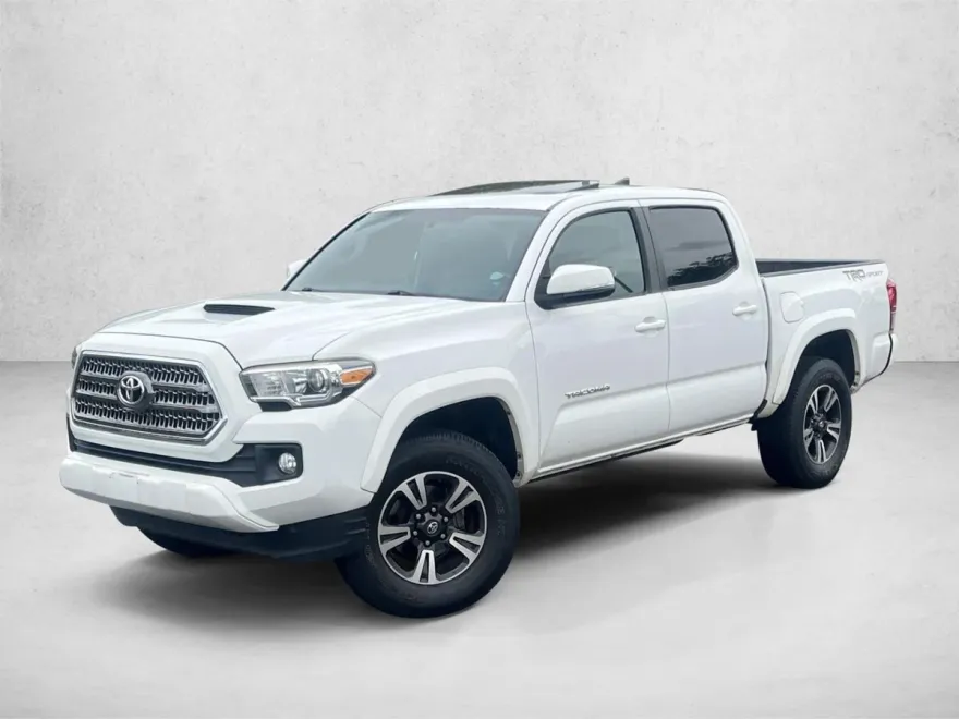 2016 Toyota Tacoma TRD Sport V6 photo 1