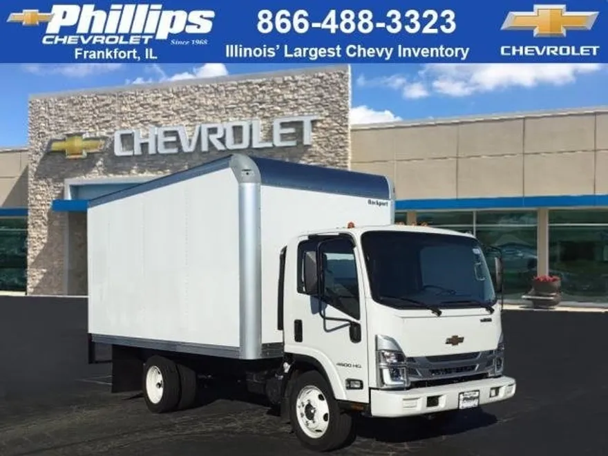 2025 Chevrolet Silverado 4500HD photo 1