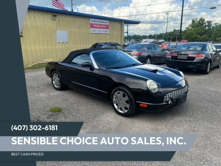 2002 Ford Thunderbird Deluxe photo 1