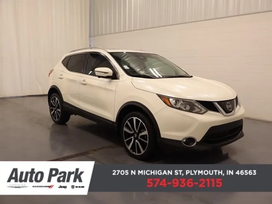 2018 Nissan Rogue Sport SL photo 1