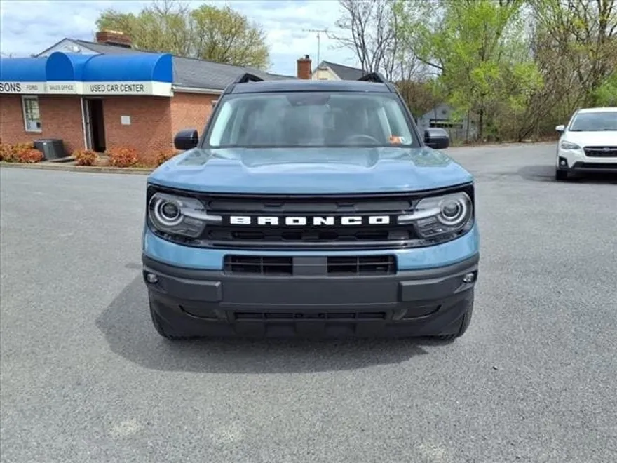 2023 Ford Bronco Sport Outer Banks photo 1