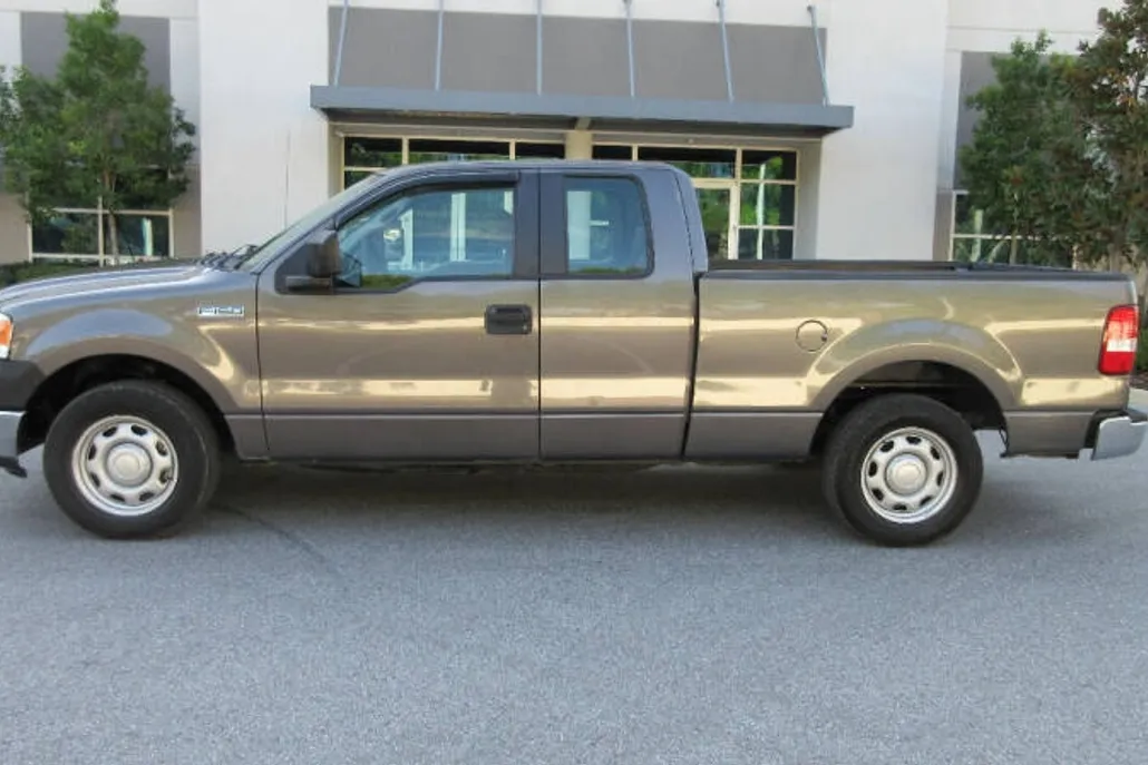 2007 Ford F-150 XL photo 1