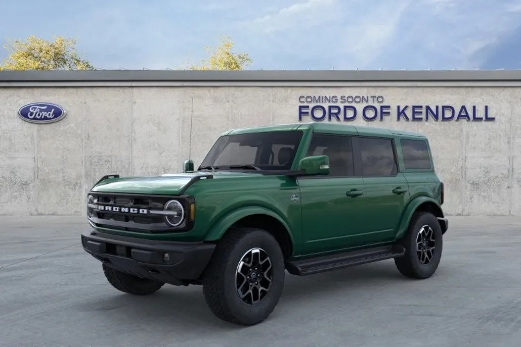 2025 Ford Bronco Outer Banks photo 1