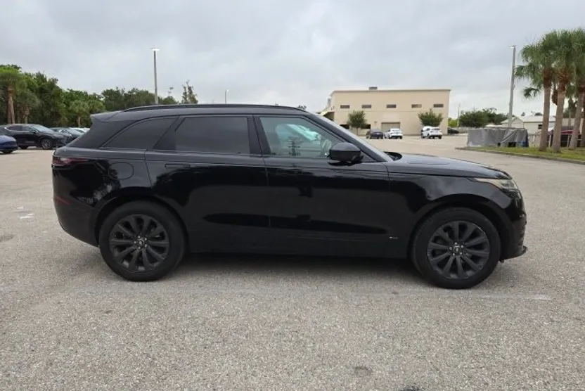 2019 Land Rover Range Rover Velar R-Dynamic SE photo 1