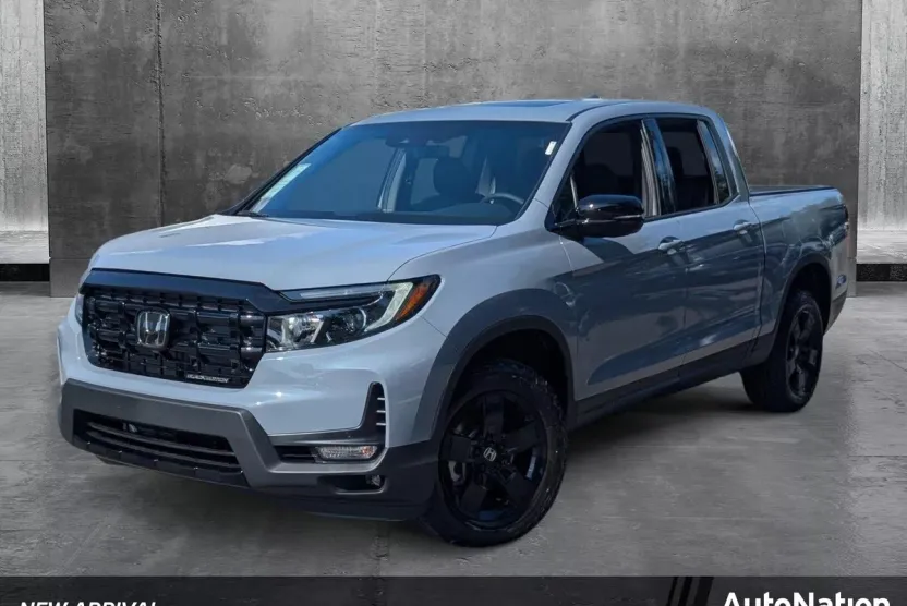 2025 Honda Ridgeline Black Edition photo 1