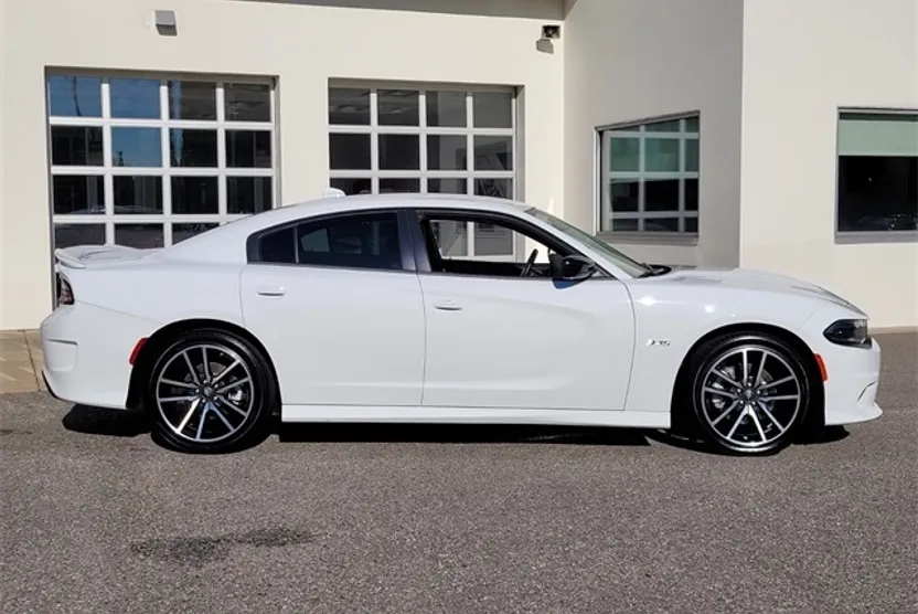 2023 Dodge Charger R/T photo 1