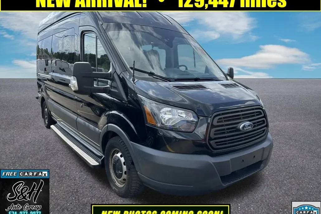 2017 Ford Transit photo 1