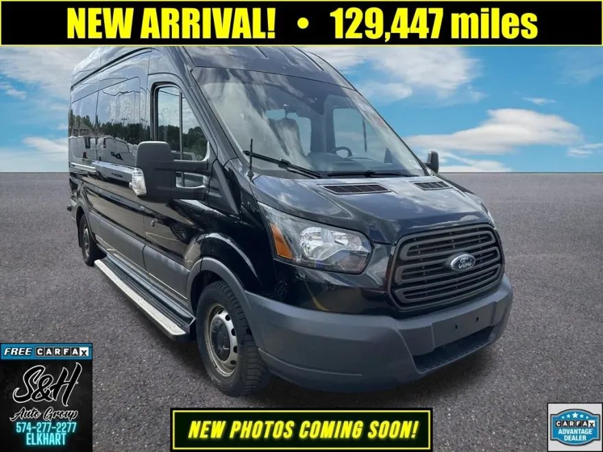 2017 Ford Transit photo 1