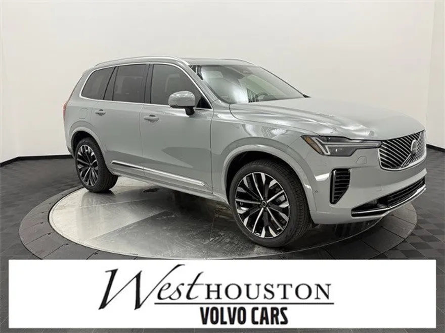 2026 Volvo XC90 T8 Plus photo 1