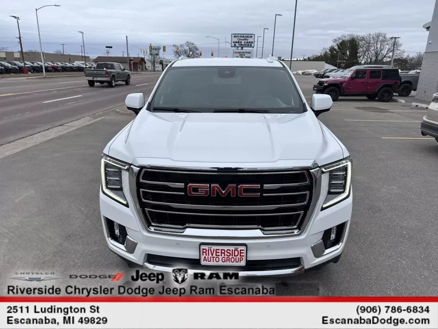 2023 Gmc Yukon SLT photo 1