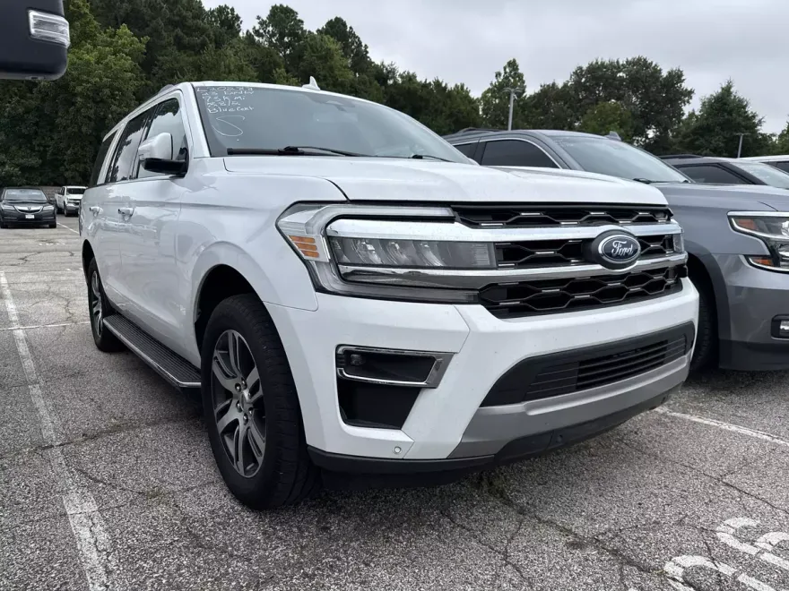 2023 Ford Expedition Limited photo 1