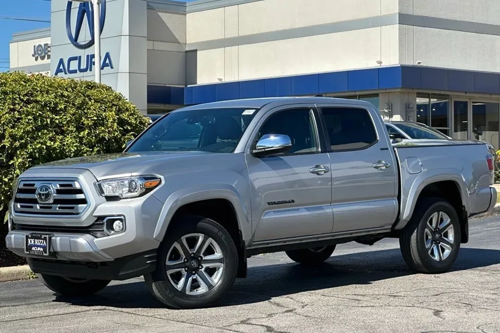 2019 Toyota Tacoma Limited V6 photo 1