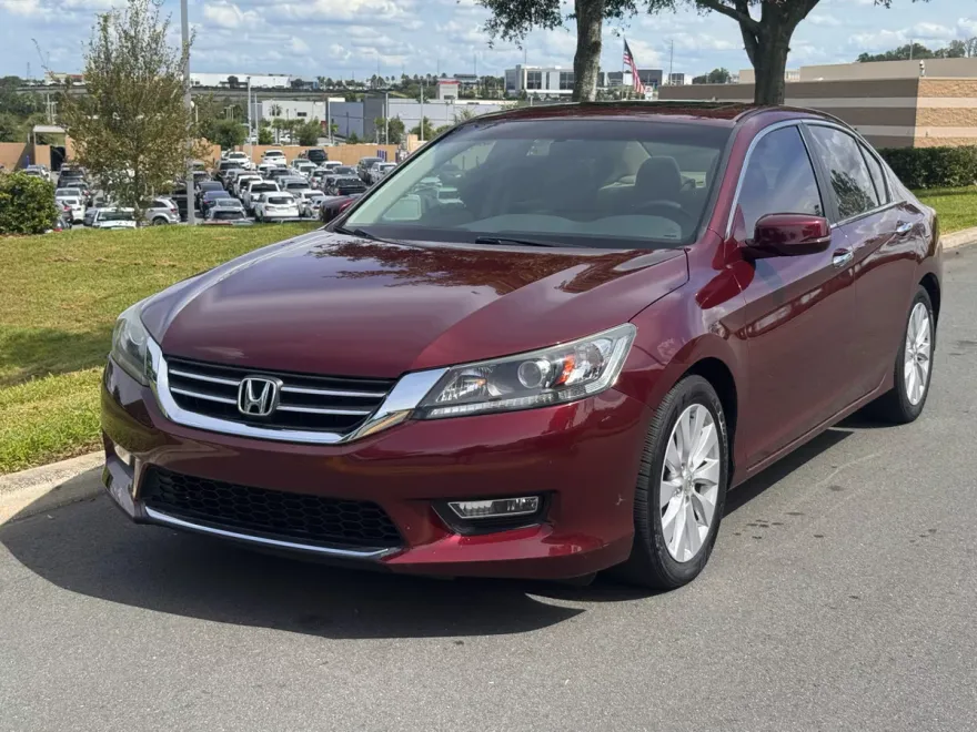2013 Honda Accord EX photo 1