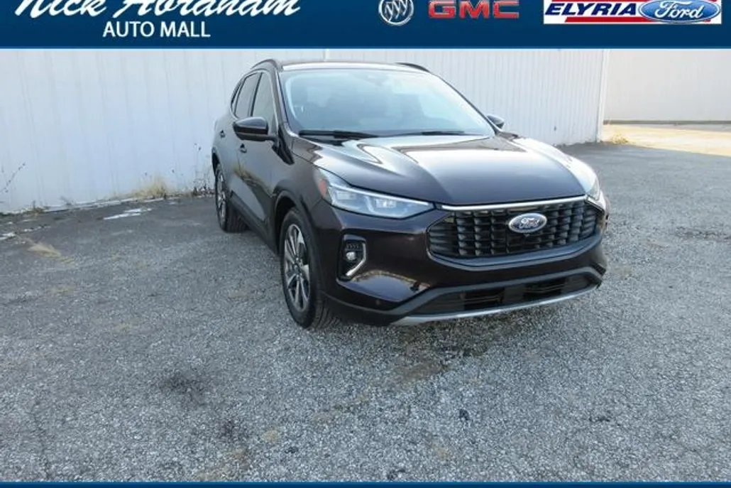 2022 Ford Explorer XLT photo 1