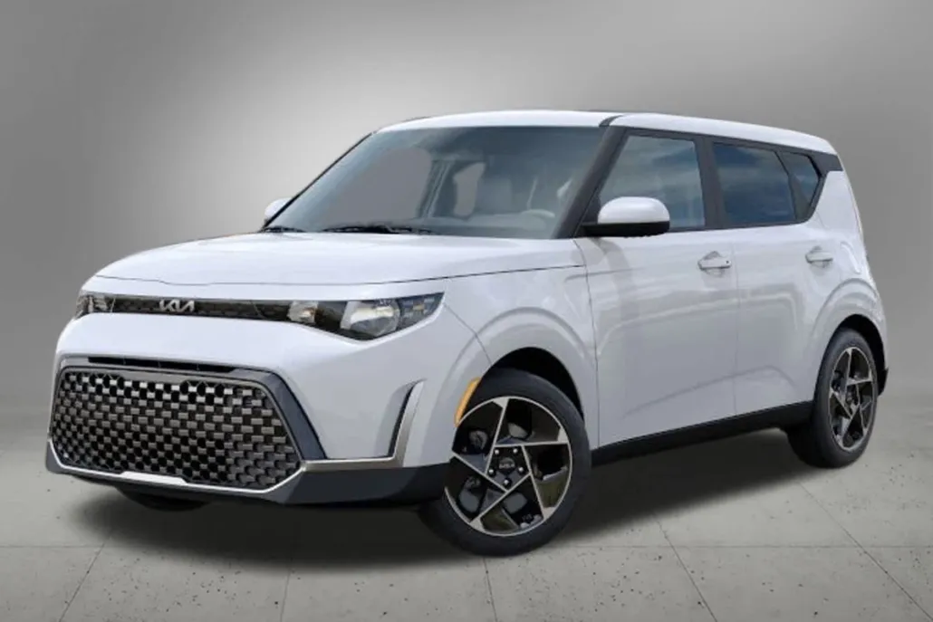 2025 Kia Soul EX photo 1