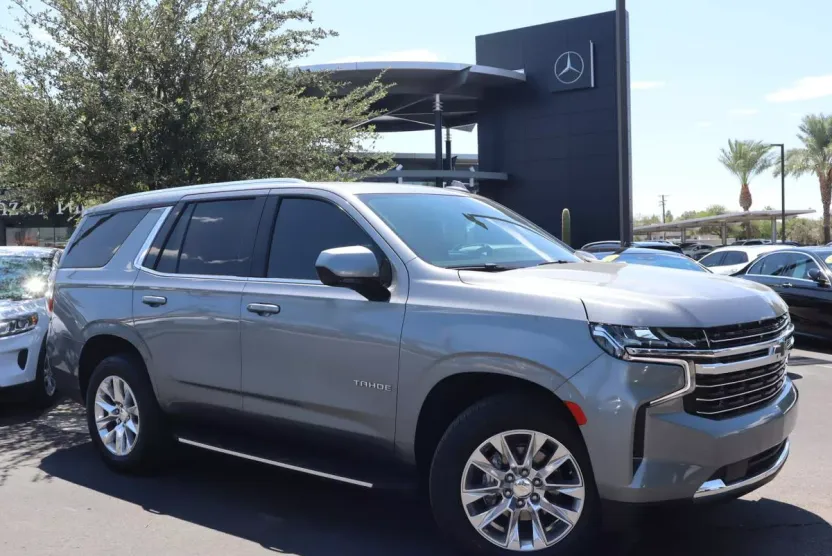 2021 Chevrolet Tahoe LT photo 1