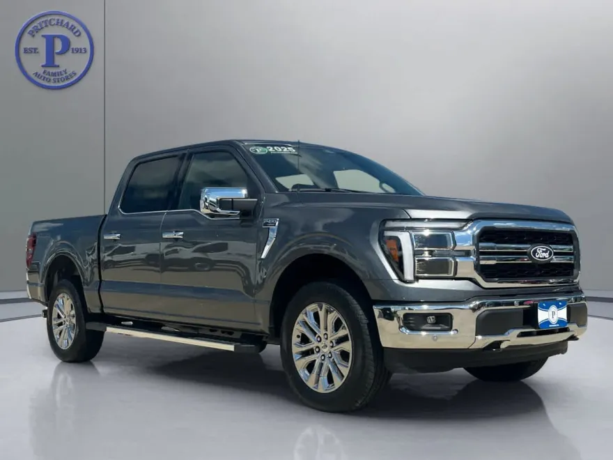 2025 Ford F-150 Lariat photo 1