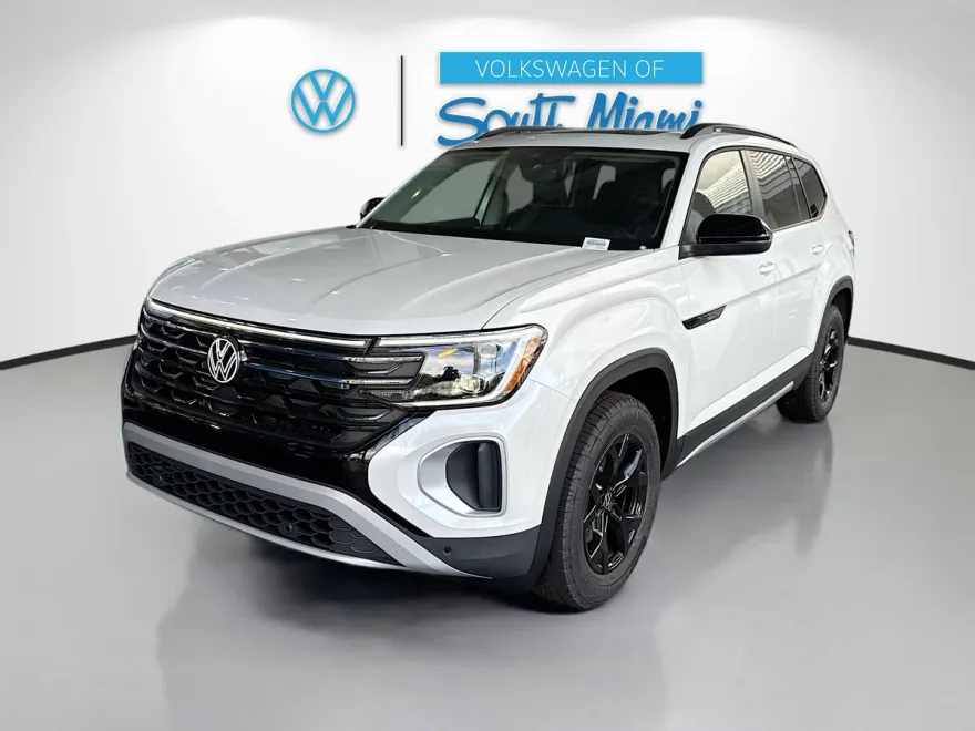 2026 Volkswagen Atlas Peak Edition SE photo 1