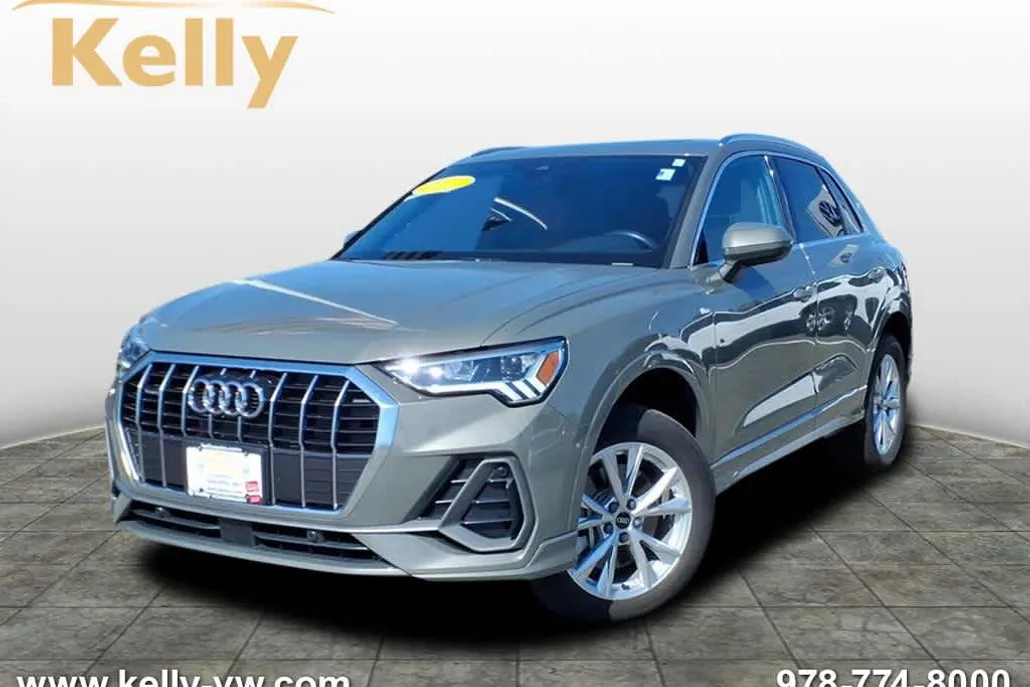 2023 Audi Q3 S line Premium photo 1