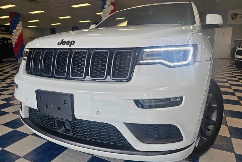 2020 Jeep Grand Cherokee High Altitude photo 1