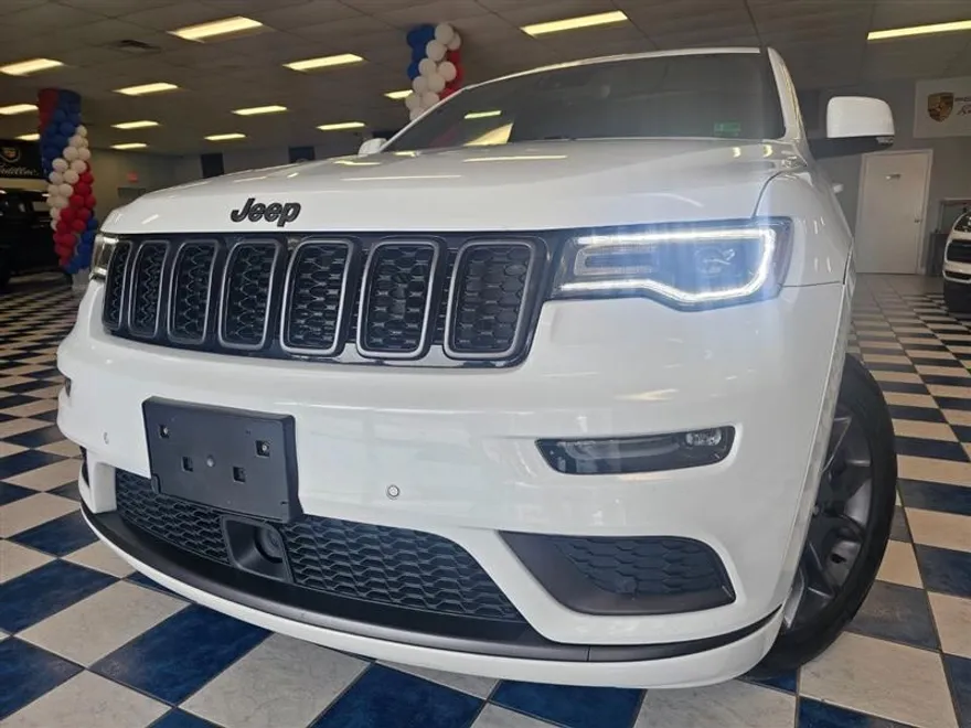 2020 Jeep Grand Cherokee High Altitude photo 1