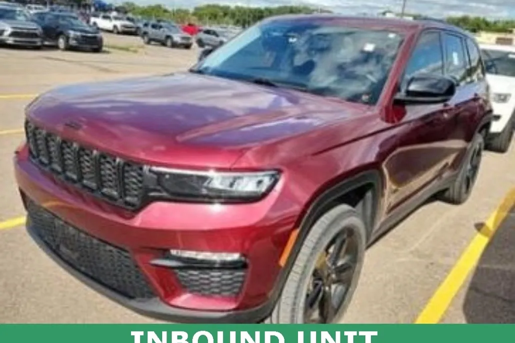 2023 Jeep Grand Cherokee Limited photo 1