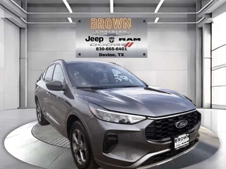 2024 Ford Escape ST-Line photo 1