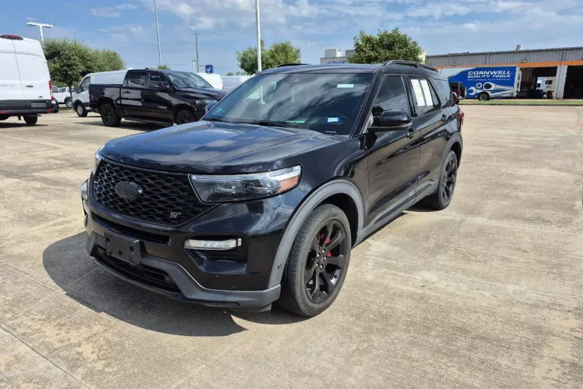 2020 Ford Explorer ST photo 1
