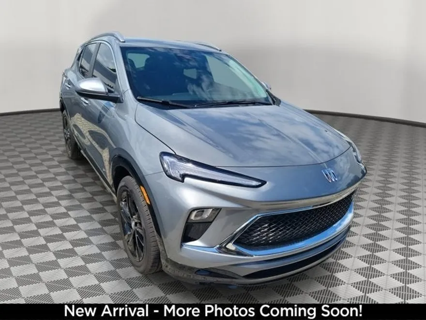 2025 Buick Encore GX Sport Touring photo 1