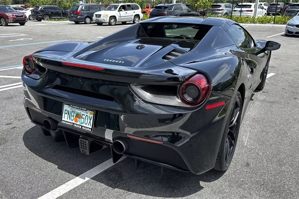 2018 Ferrari 488 Spider photo 1