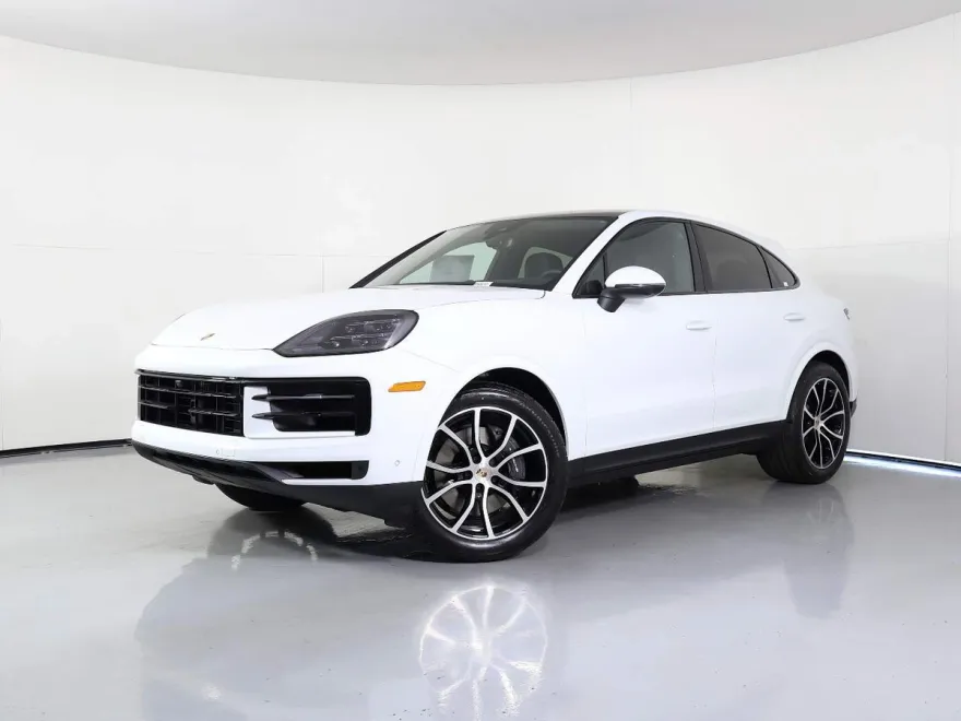 2025 Porsche Cayenne Coupe photo 1
