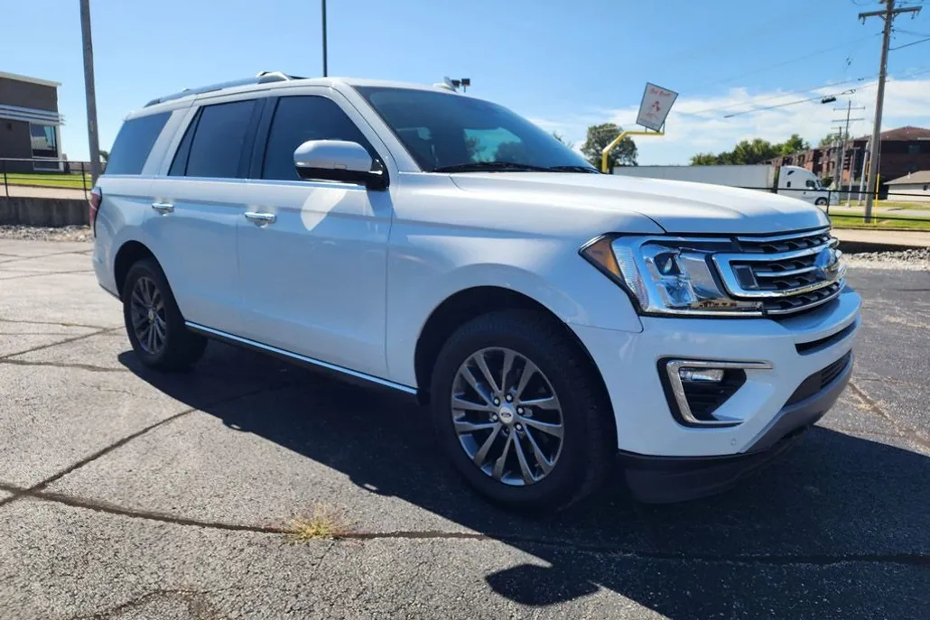 2020 Ford Expedition Limited photo 1