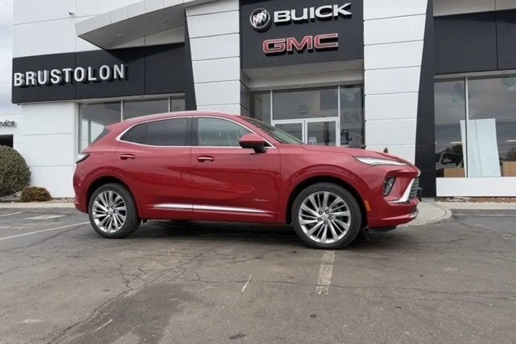 2025 Buick Envision Avenir photo 1