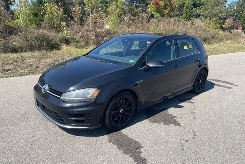 2017 Volkswagen Golf R Base photo 1