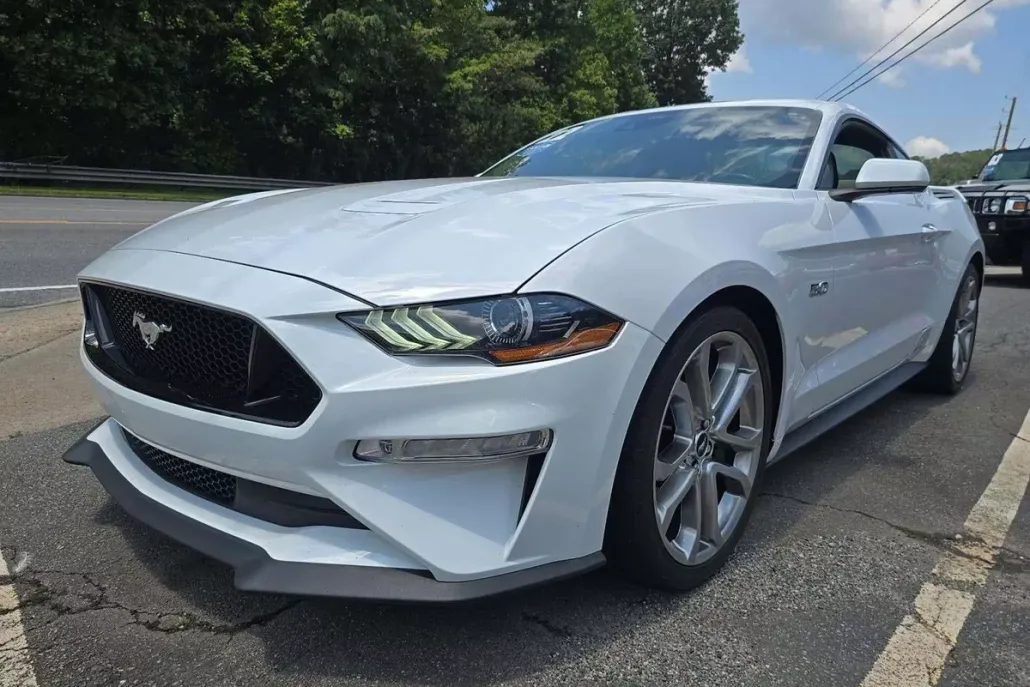 2022 Ford Mustang GT Premium photo 1