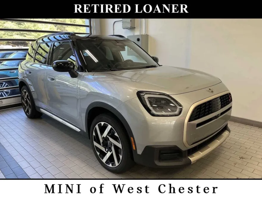 2025 Mini Cooper S ALL4 photo 1