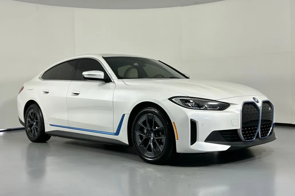 2023 Bmw i4 eDrive40 photo 1