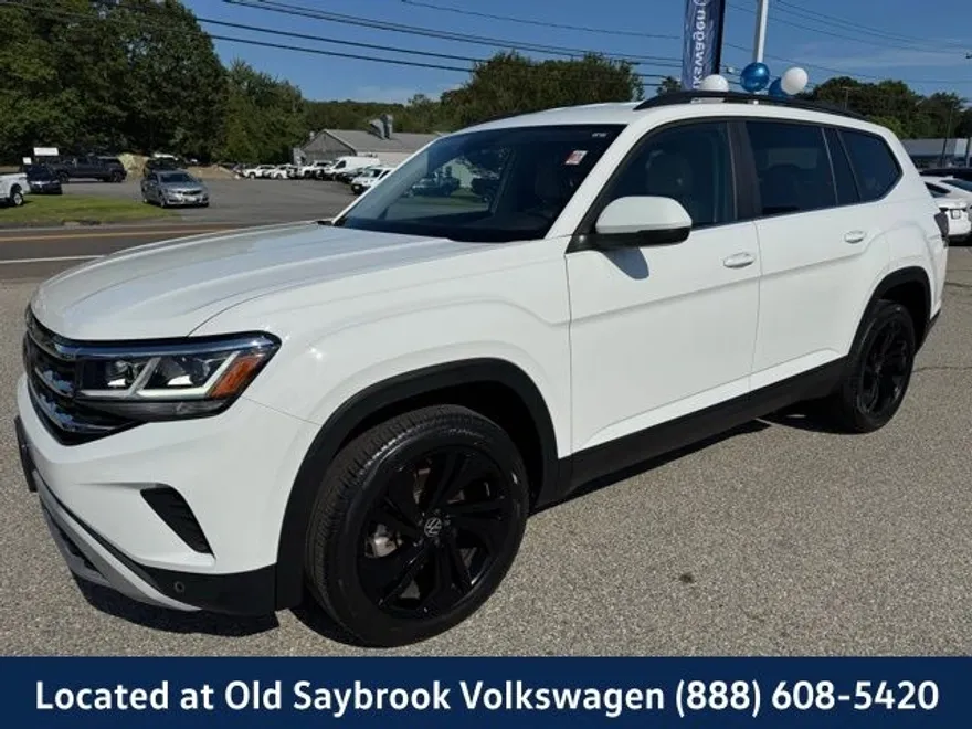 2022 Volkswagen Atlas SE Technology photo 1