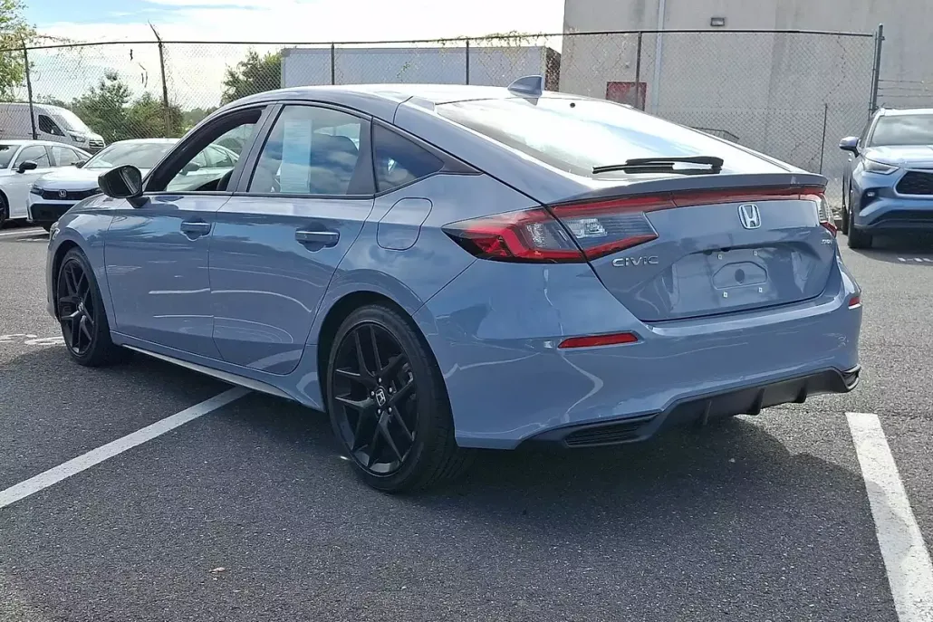 2023 Honda Civic Sport Hatchback photo 1