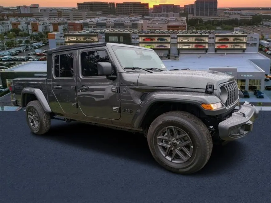2025 Jeep Gladiator Sport S photo 1