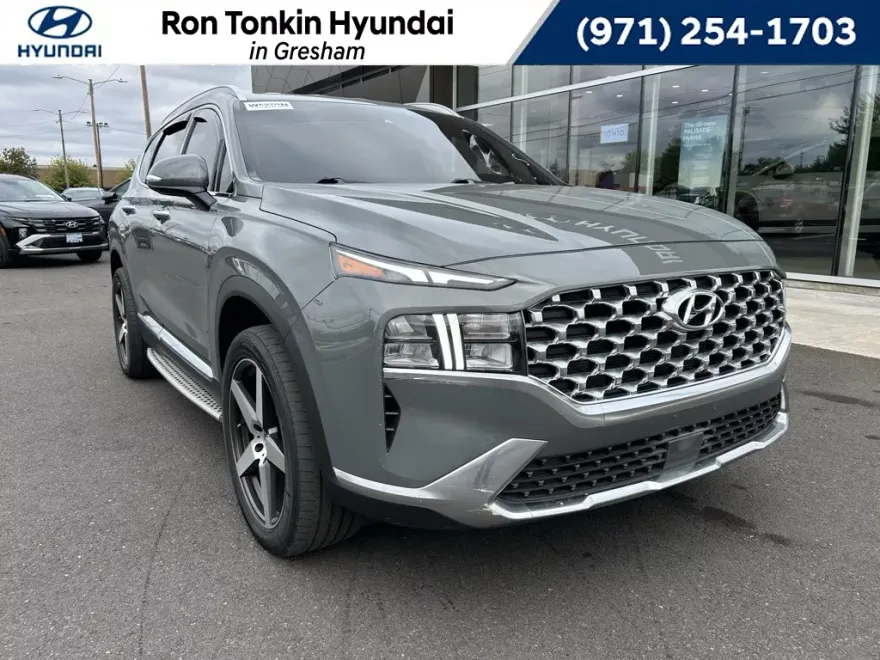 2022 Hyundai Santa Fe SEL photo 1
