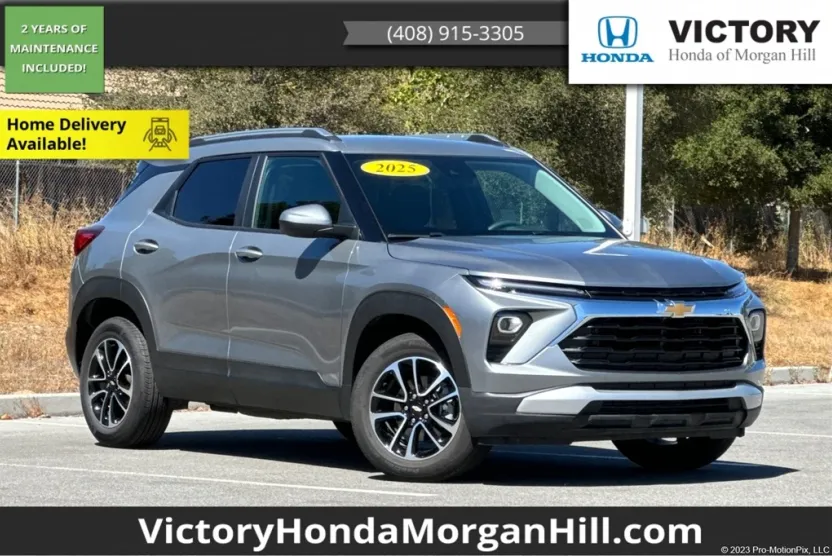 2025 Chevrolet Trailblazer LT photo 1