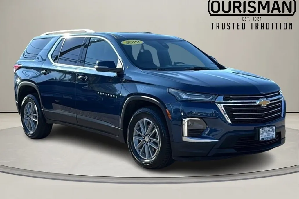 2022 Chevrolet Traverse Leather photo 1