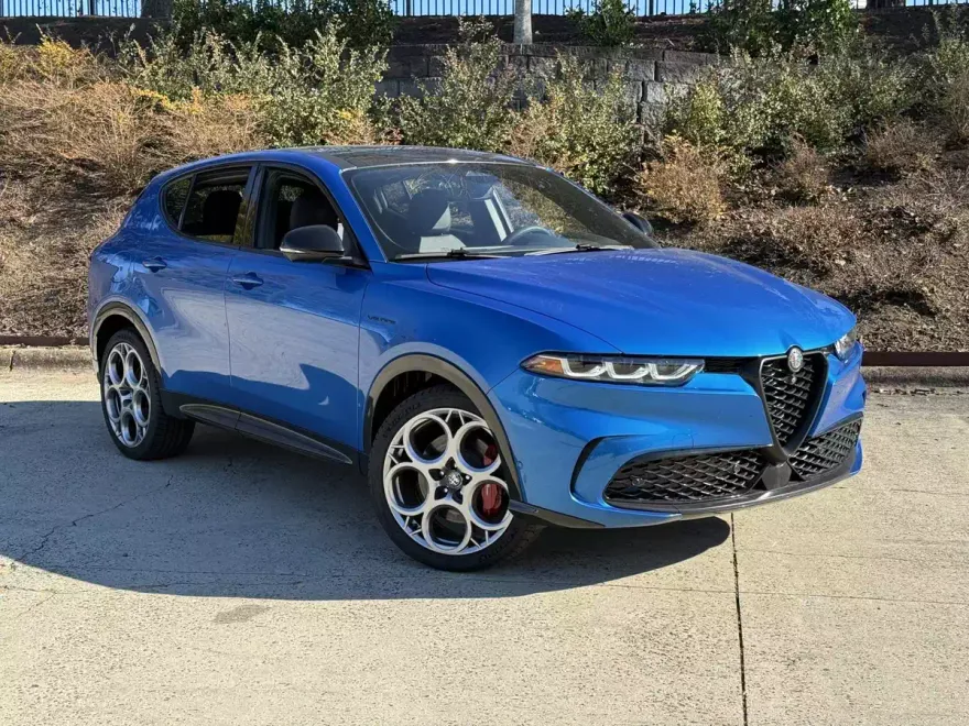 2024 Alfa Romeo Tonale Veloce photo 1