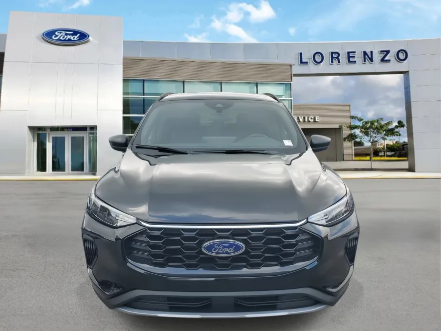 2025 Ford Escape ST-Line photo 1